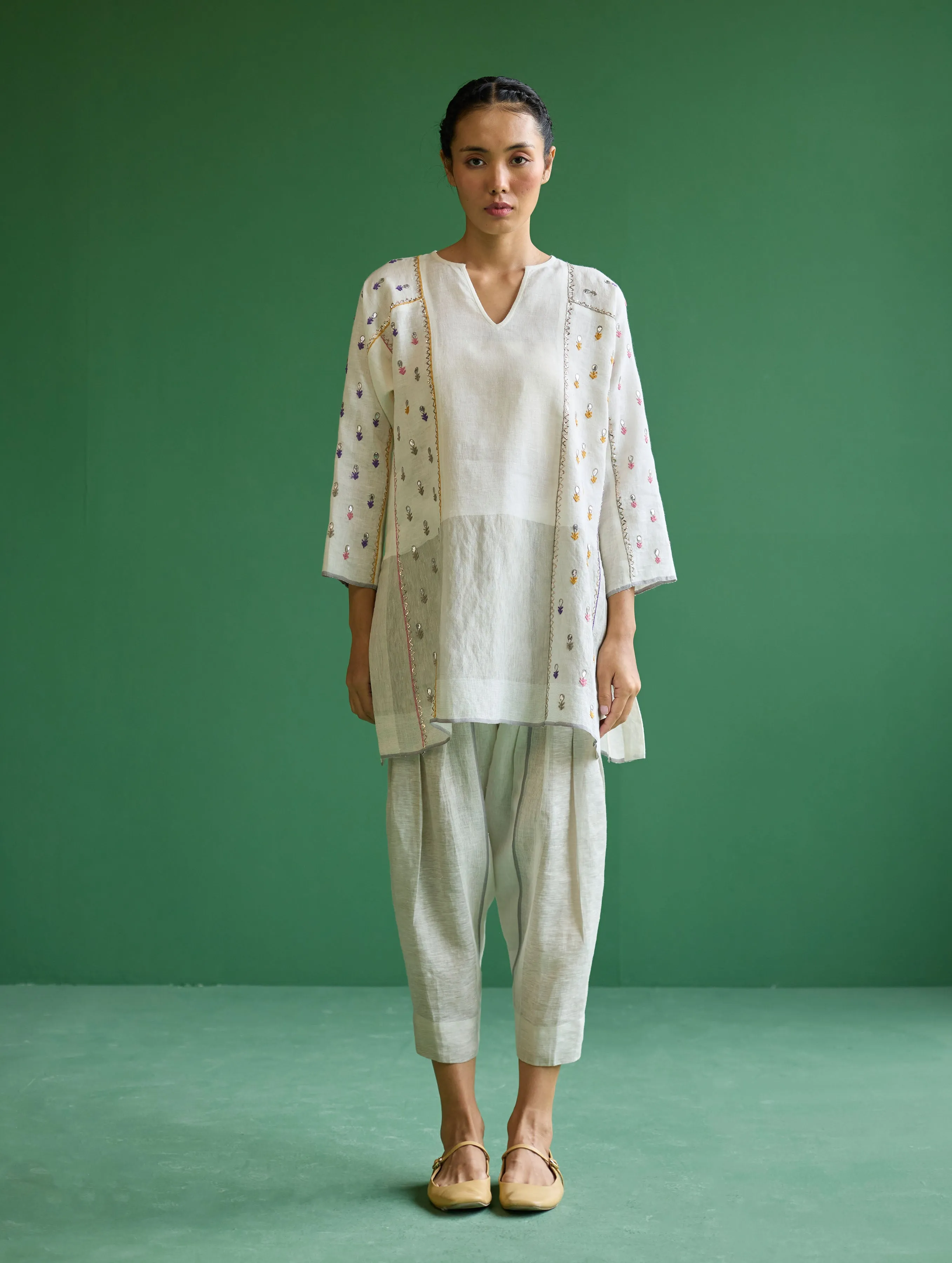 Ennya Hand-Embroidered Kurta Set - Ivory